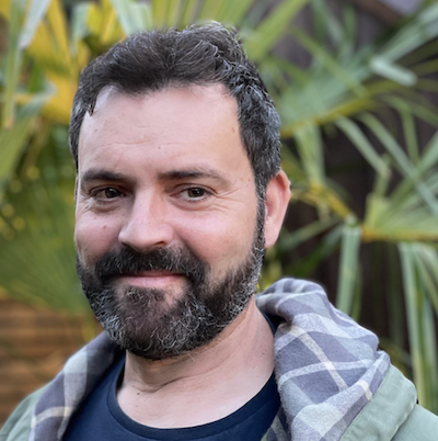 Julian sharing his experience of spiritual oneness through the Wholality approach